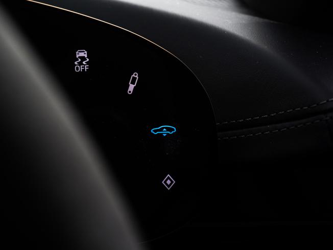 PORSCHE Taycan Photo 28