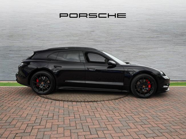 PORSCHE Taycan Photo 5