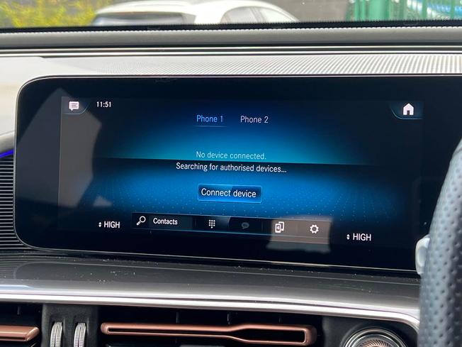 MERCEDES-BENZ EQC Photo 29