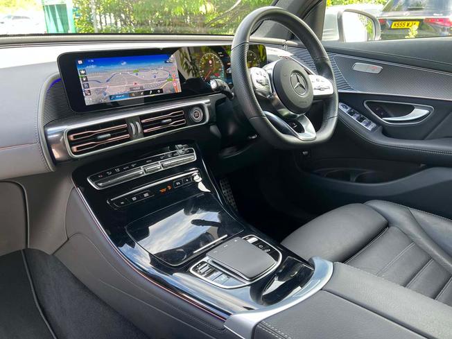MERCEDES-BENZ EQC Photo 3