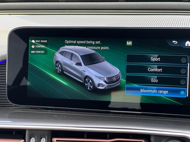 MERCEDES-BENZ EQC Photo 33
