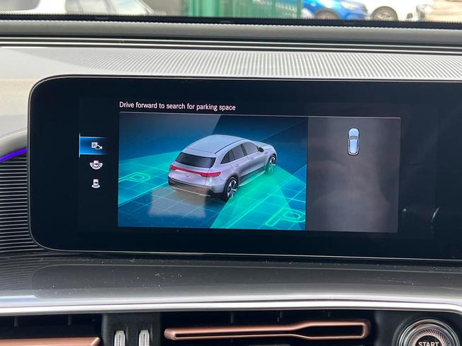 MERCEDES-BENZ EQC Photo 37