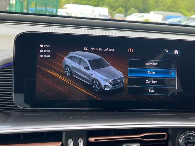 MERCEDES-BENZ EQC Photo 38