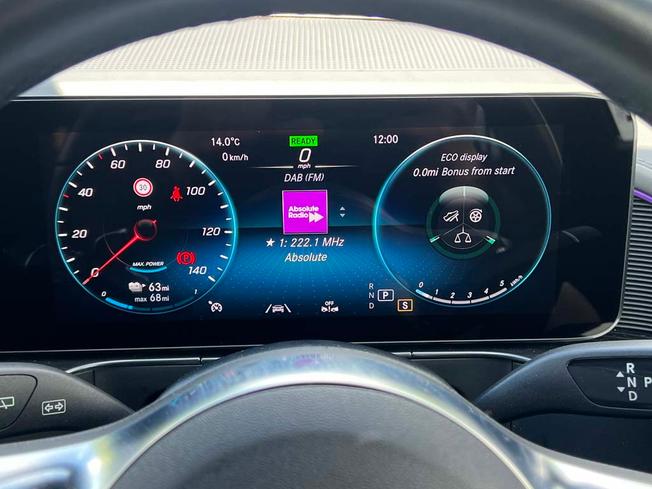 MERCEDES-BENZ EQC Photo 49