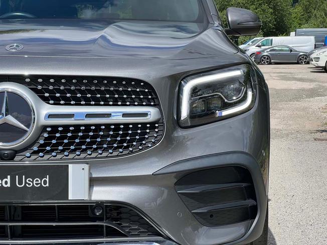 MERCEDES-BENZ Glb Photo 18