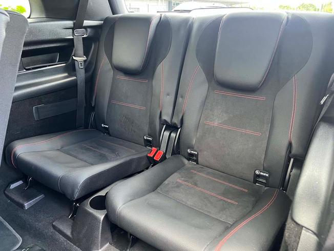 MERCEDES-BENZ Glb Photo 25