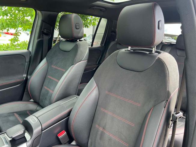 MERCEDES-BENZ Glb Photo 44