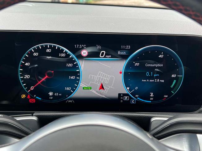 MERCEDES-BENZ Glb Photo 47