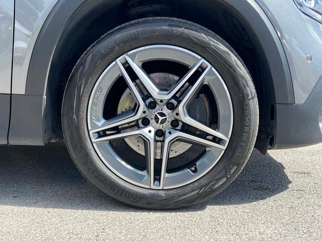 MERCEDES-BENZ Glb Photo 6