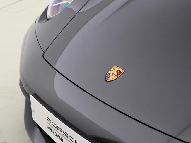 PORSCHE 911 Photo 13