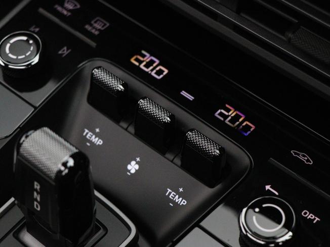 PORSCHE 911 Photo 38