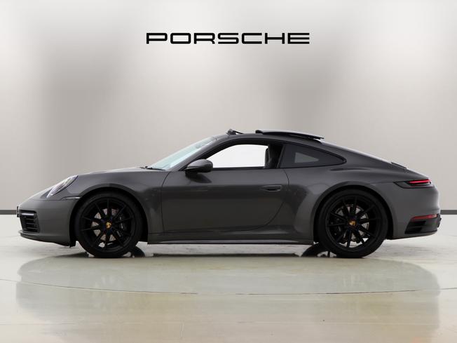PORSCHE 911 Photo 6