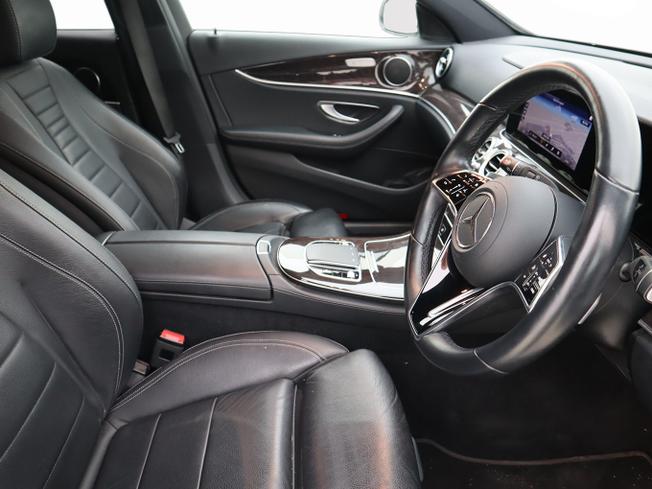 MERCEDES-BENZ E Class Photo 13