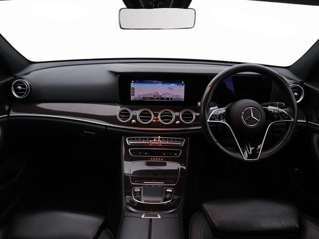 MERCEDES-BENZ E Class Photo 5