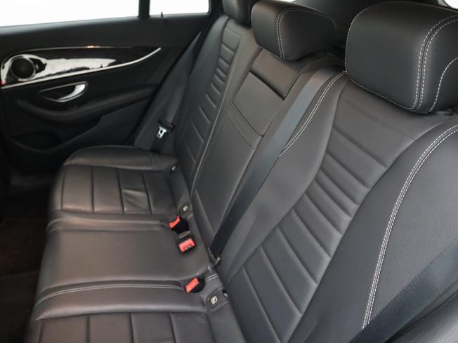 MERCEDES-BENZ E Class Photo 7