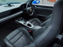 PORSCHE 911 Photo 3