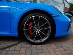 PORSCHE 911 Photo 4