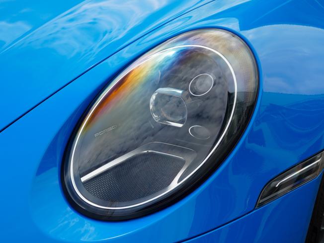 PORSCHE 911 Photo 42