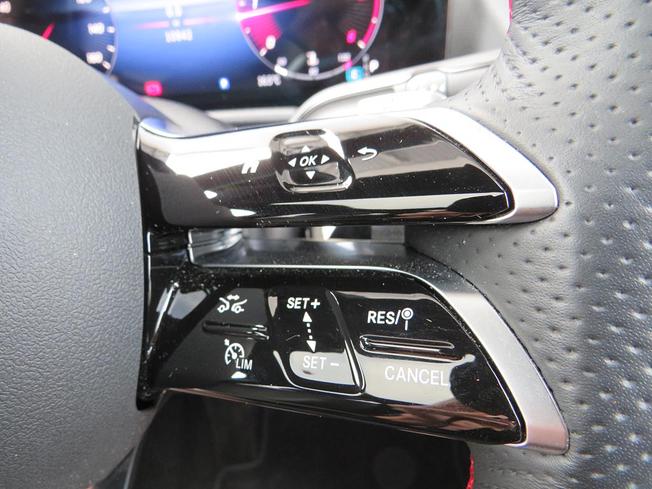 MERCEDES-BENZ Gla Photo 33