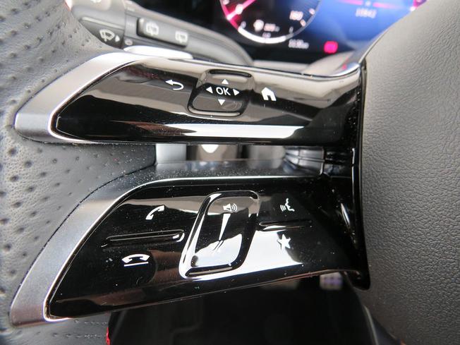 MERCEDES-BENZ Gla Photo 34