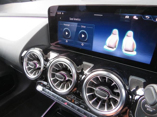 MERCEDES-BENZ Gla Photo 45