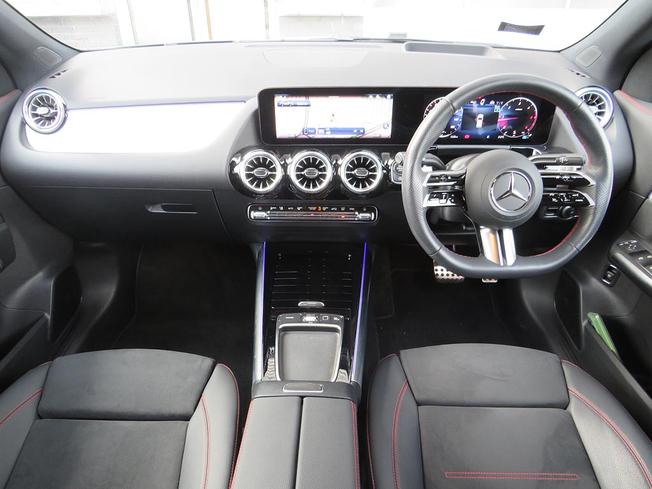 MERCEDES-BENZ Gla Photo 5