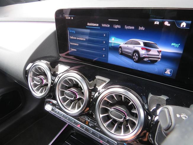 MERCEDES-BENZ Gla Photo 50