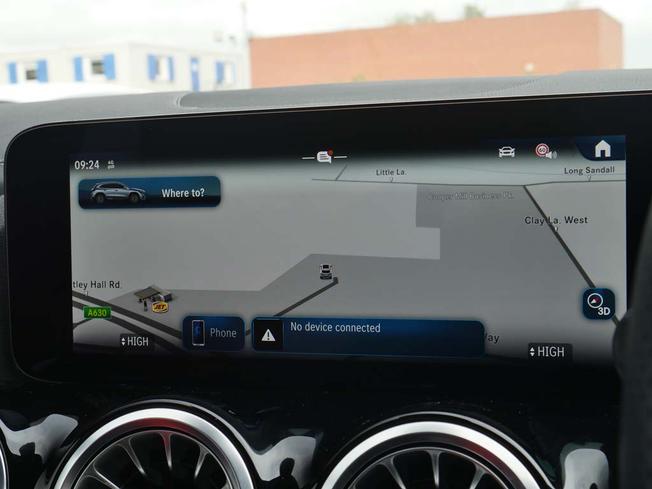 MERCEDES-BENZ GLA Photo 20