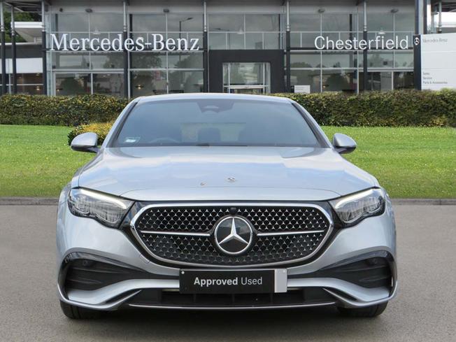 MERCEDES-BENZ E Class Photo 10