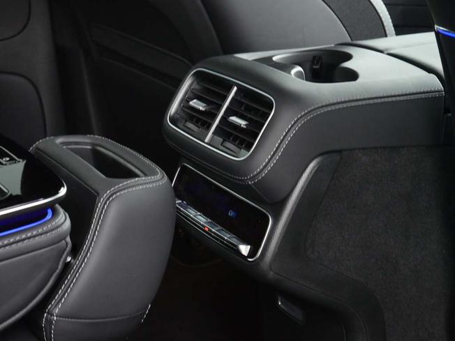 MERCEDES-BENZ Gls Photo 42