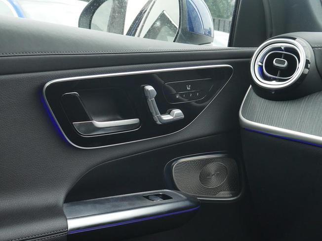 MERCEDES-BENZ Glc Photo 46