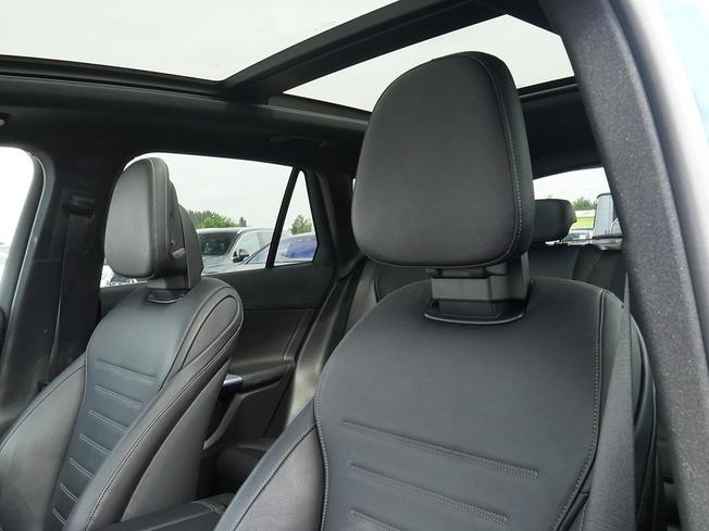 MERCEDES-BENZ Glc Photo 49