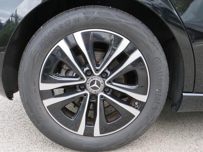 MERCEDES-BENZ A Class Photo 12