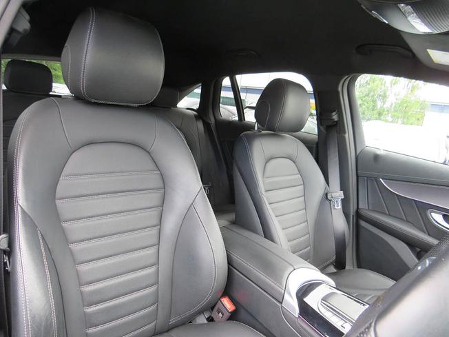 MERCEDES-BENZ Eqc Photo 17