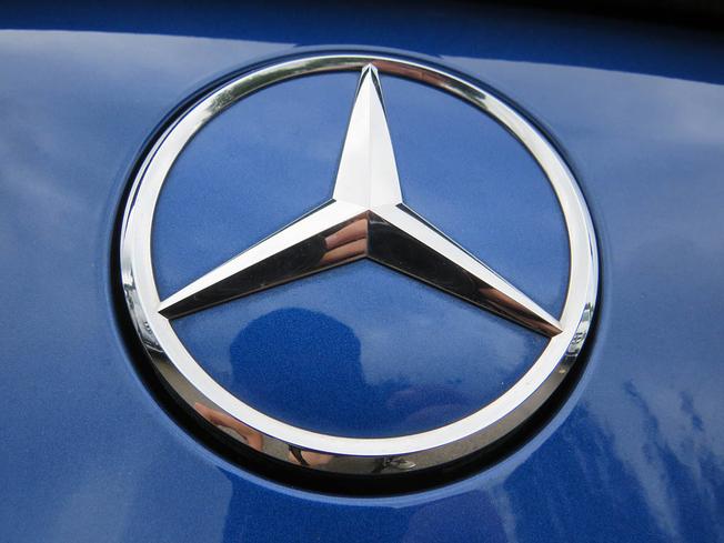 MERCEDES-BENZ Eqc Photo 21