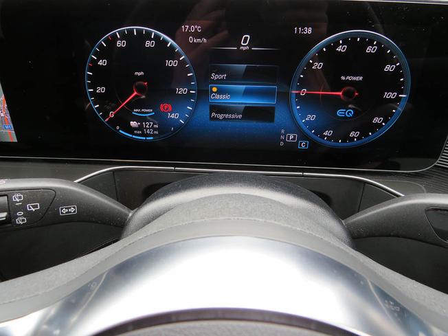 MERCEDES-BENZ Eqc Photo 39