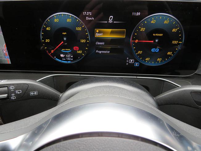 MERCEDES-BENZ Eqc Photo 40