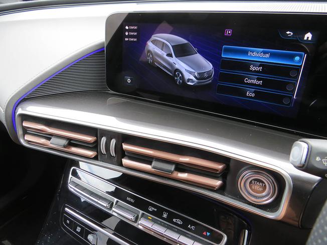 MERCEDES-BENZ Eqc Photo 50