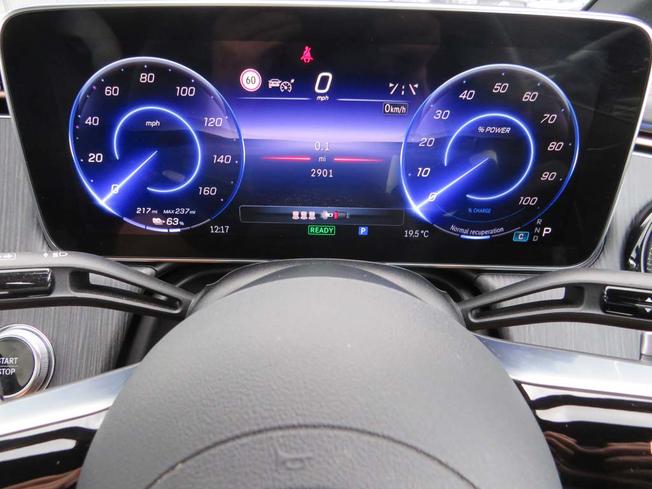 Mercedes-Benz EQE Photo 4