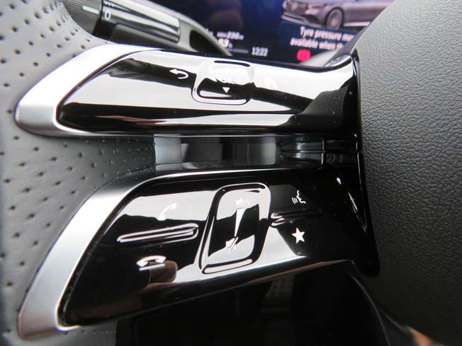 Mercedes-Benz EQE Photo 44