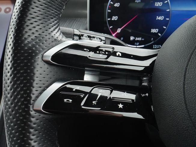 MERCEDES-BENZ Glc Photo 12