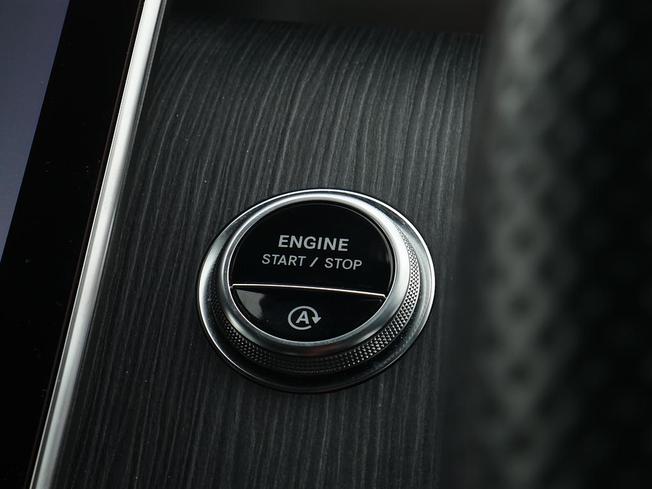 MERCEDES-BENZ Glc Photo 20