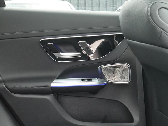 MERCEDES-BENZ Glc Photo 39