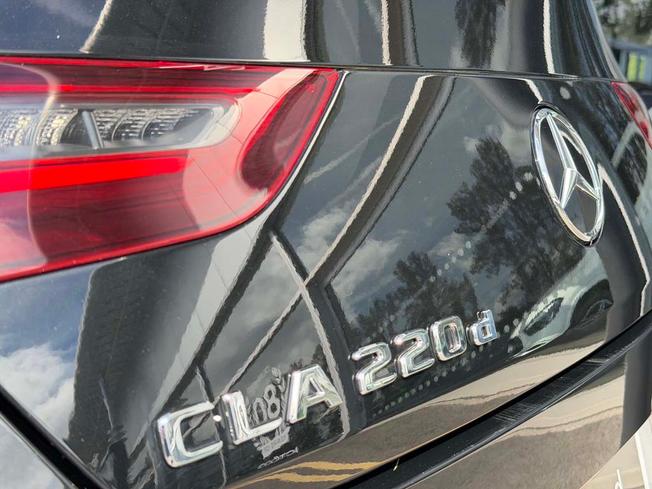 MERCEDES-BENZ Cla Class Photo 18
