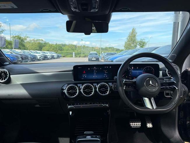 MERCEDES-BENZ Cla Class Photo 41