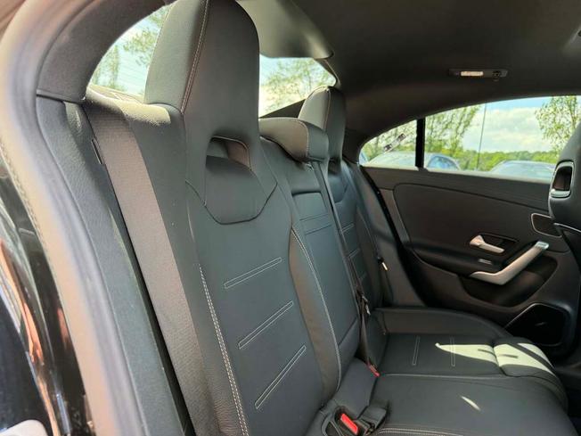 MERCEDES-BENZ Cla Class Photo 8