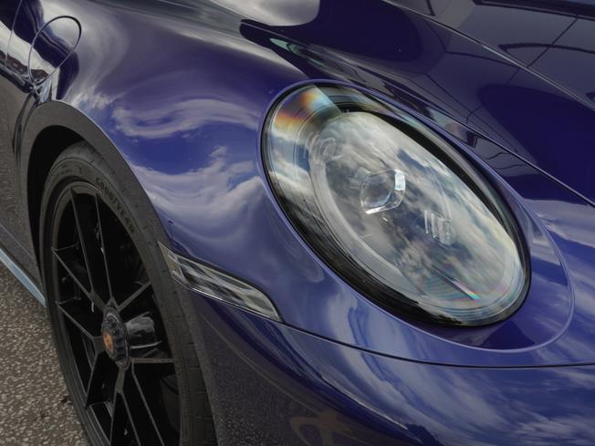 PORSCHE 911 Photo 10
