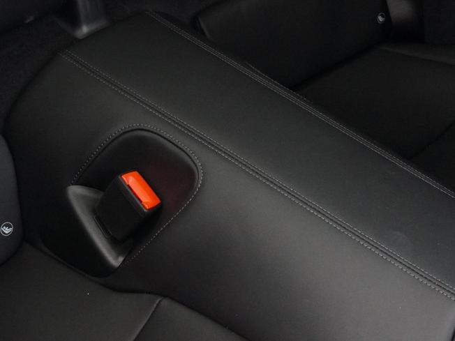 PORSCHE 911 Photo 32