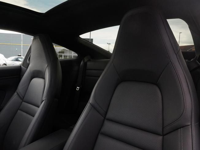 PORSCHE 911 Photo 38