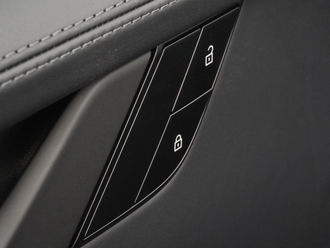 PORSCHE 911 Photo 44